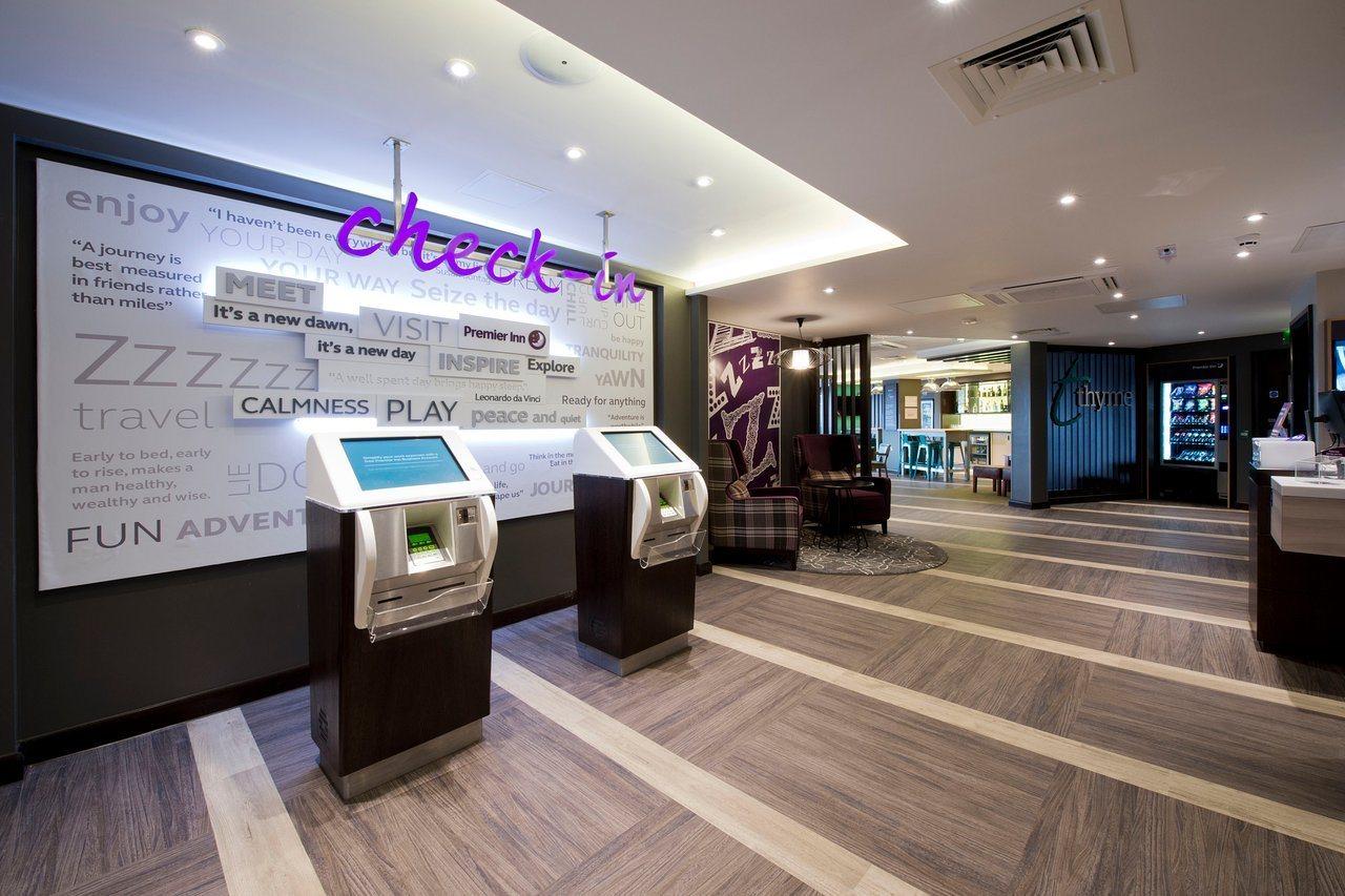 Premier Inn Leeds Headingley Exterior photo